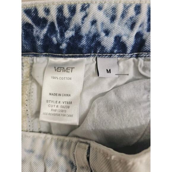 Vervet Los Angeles ~Woman Size M~ Acif Wash Distressed Cutoff Denim Jean Shorts. - Picture 6 of 12